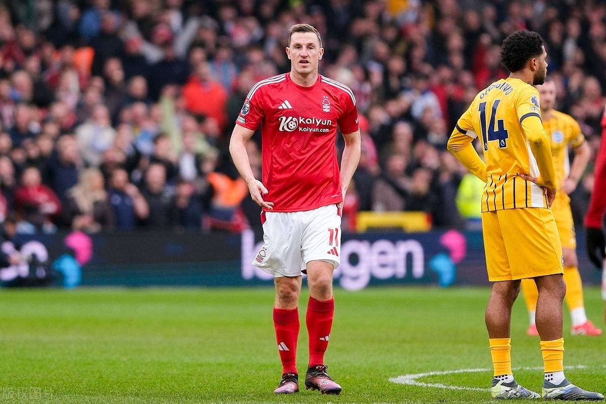 乐竞APP下载-清晨纽卡斯尔调整名单以备足总杯，回应争议环节打磨，管理层满意，控场能力受关注的简单介绍