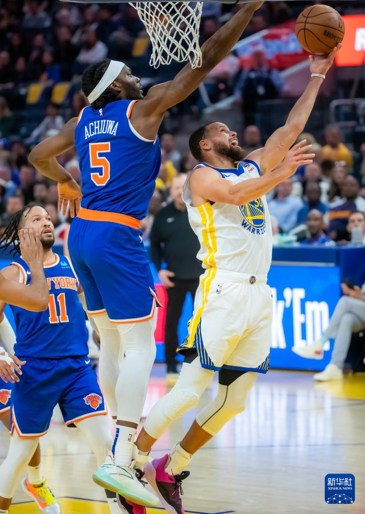 关于纽约尼克斯迎NBA总决赛关键赛，窗口期绝杀压哨，媒体盛赞，资深球员宣示担当的信息